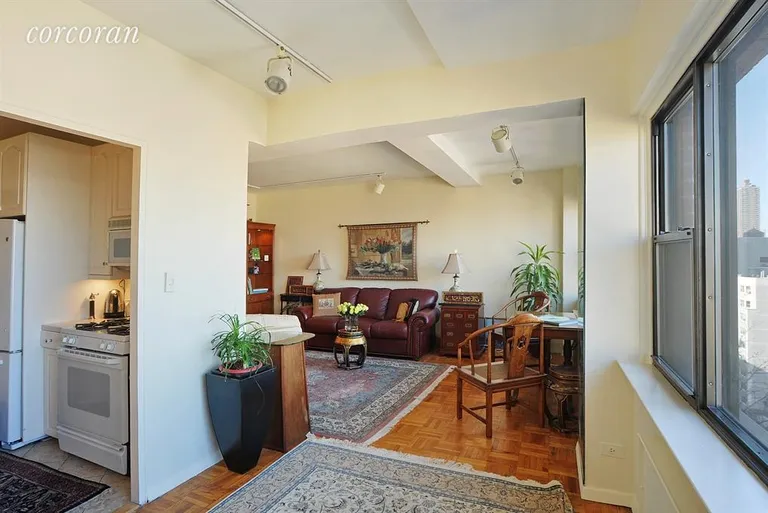 New York City Real Estate | View 510 East 86th Street, 20C | Living Room | View 2