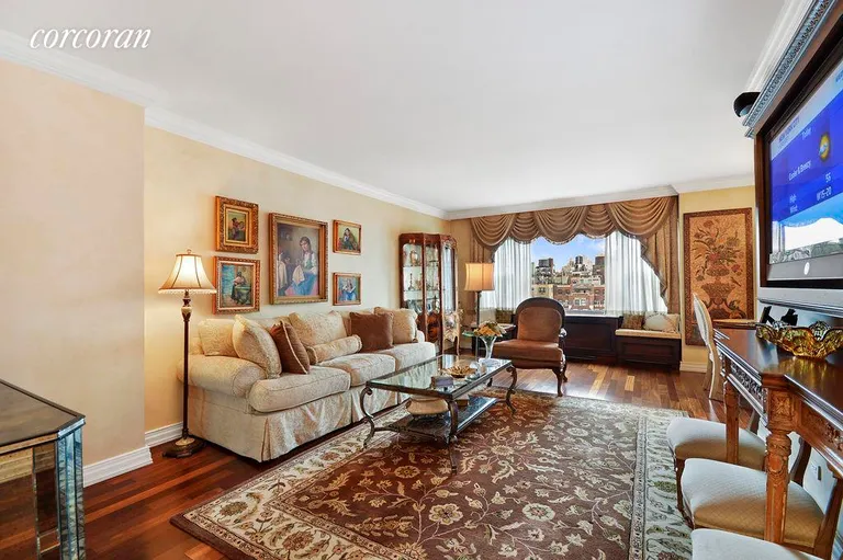 New York City Real Estate | View 118 East 60th Street, 17C | 1 Bed, 1 Bath | View 1