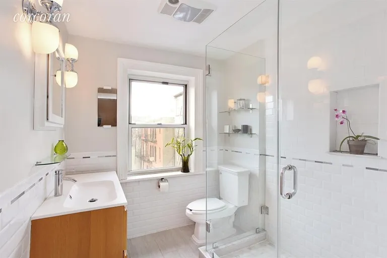 New York City Real Estate | View 680 Dean Street, 2 | Beautifully renovated | View 4