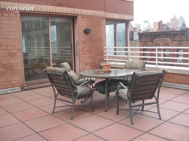 New York City Real Estate | View 393 West 49th Street, 5X | room 1 | View 2