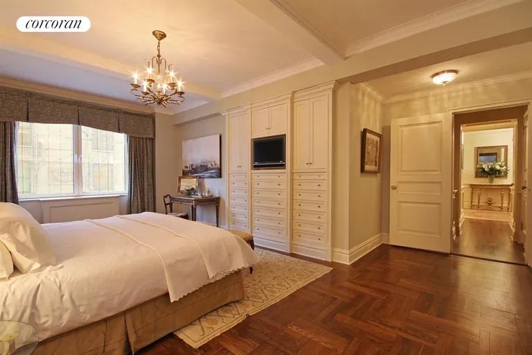 New York City Real Estate | View 930 Fifth Avenue, 15c | Master Bedroom with en suite Bath | View 6