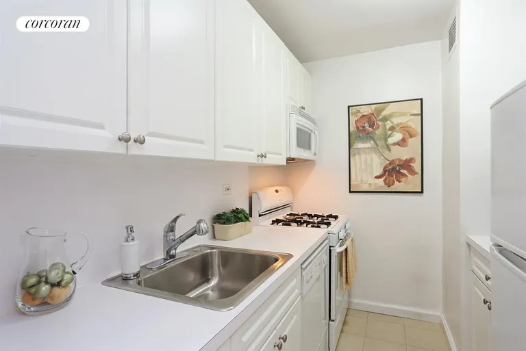 New York City Real Estate | View 160 West End Avenue, 28L | Kitchen | View 6