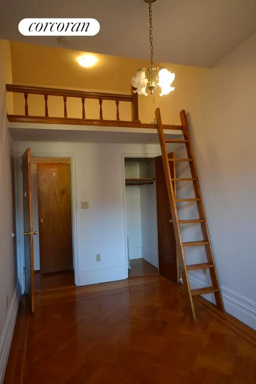 New York City Real Estate | View 346 West 87th Street, 4A | Plenty of storage space in bedroom | View 6