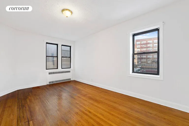 New York City Real Estate | View 192 East 8th Street, 1C | room 3 | View 4