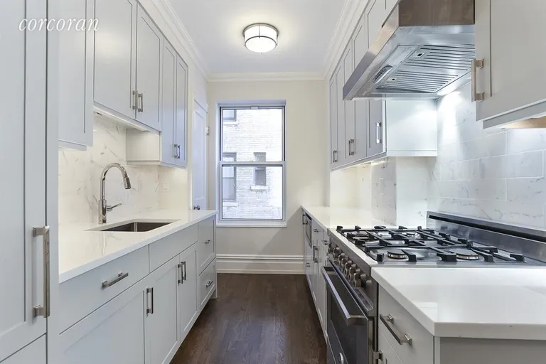 New York City Real Estate | View 165 West 91st Street, 6C | Kitchen | View 2