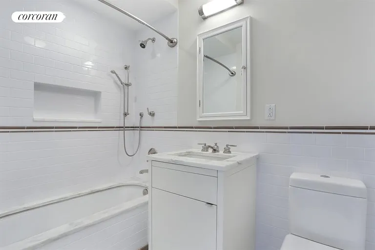 New York City Real Estate | View 165 West 91st Street, 6C | Second Bathroom | View 4
