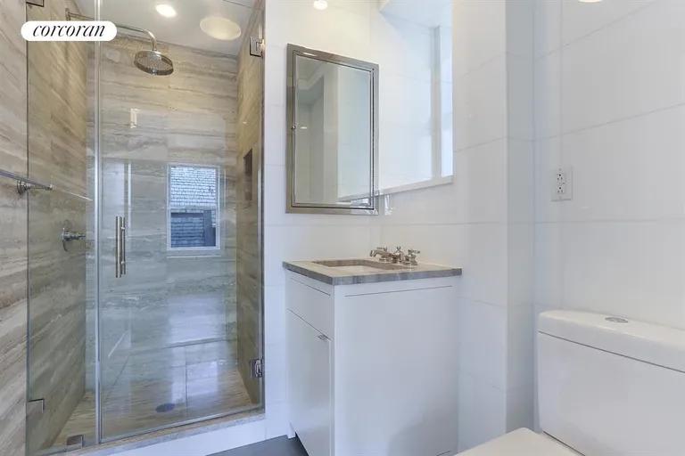 New York City Real Estate | View 165 West 91st Street, 6C | Ensuite Bathroom to master bedroom | View 5
