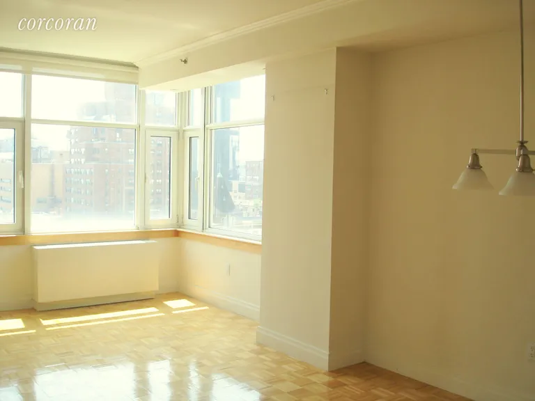 New York City Real Estate | View 404 East 76th Street, 12C | room 2 | View 3