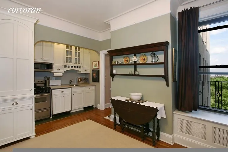 New York City Real Estate | View 418 Central Park West, 80 | 1 Bed, 1 Bath | View 1