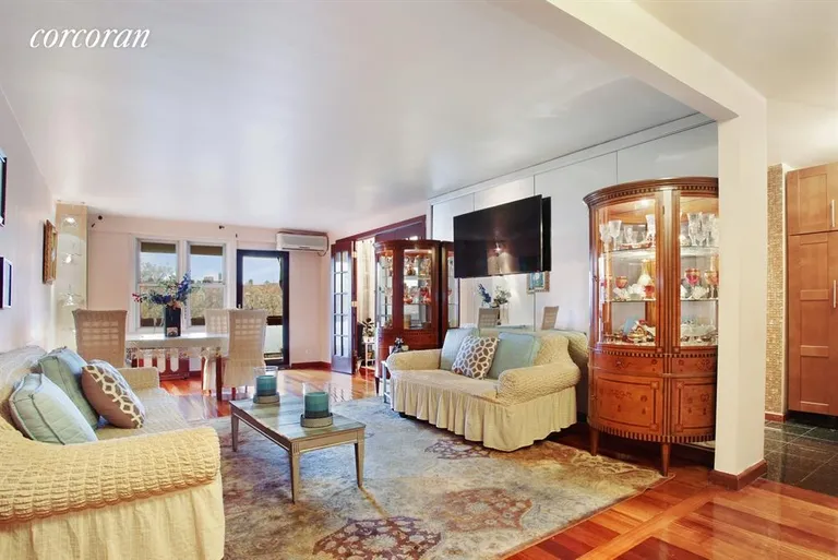 New York City Real Estate | View 370 Ocean Parkway, 4K | 2 Beds, 1 Bath | View 1