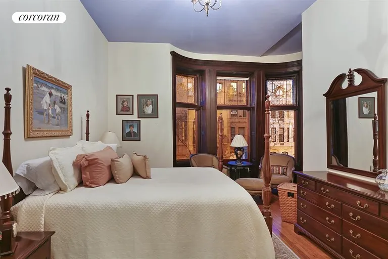 New York City Real Estate | View 52 West 70th Street, 2 | Bedroom | View 5