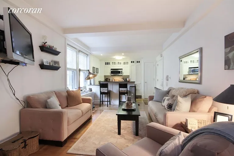 New York City Real Estate | View 27 West 72nd Street, 314 | Living Room | View 2