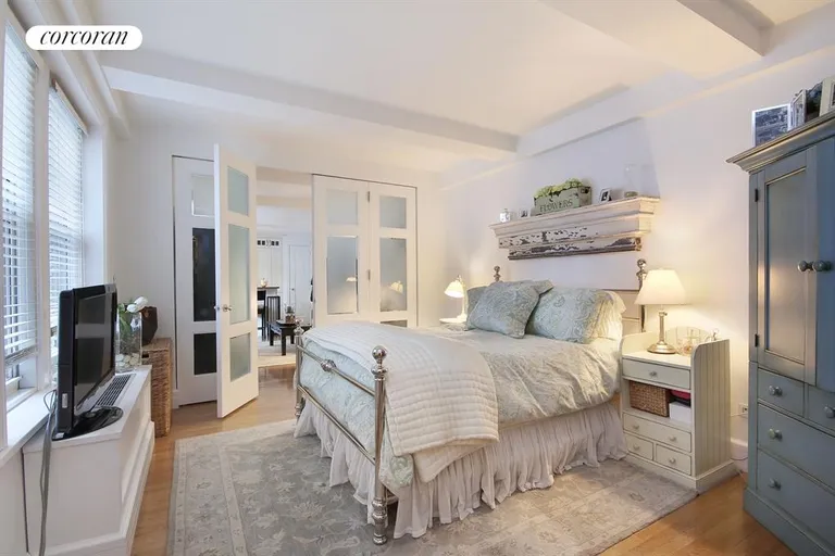 New York City Real Estate | View 27 West 72nd Street, 314 | Bedroom | View 4