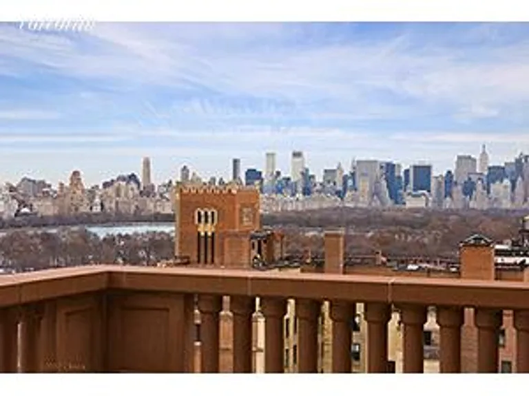 New York City Real Estate | View 455 Central Park West, 23C | room 2 | View 3