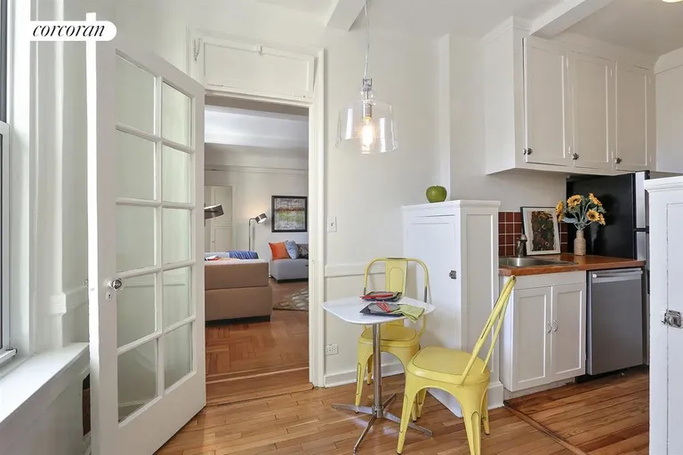 New York City Real Estate | View 310 West 106th Street, 9E | Breakfast Nook | View 4
