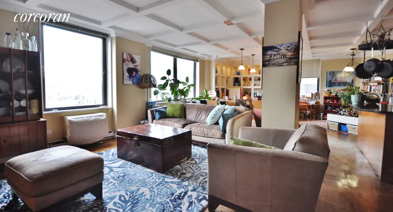 New York City Real Estate | View 1601 Third Avenue, 31A | room 1 | View 2