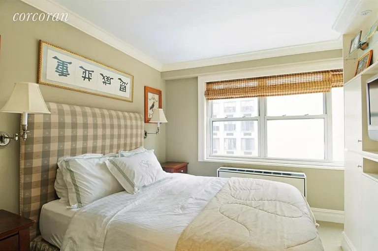 New York City Real Estate | View 1065 Park Avenue, 12D | 1 Bed, 1 Bath | View 1