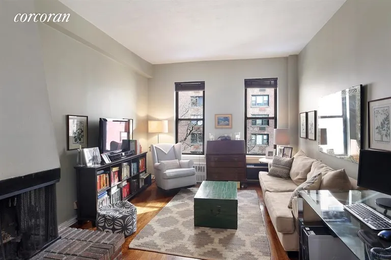 New York City Real Estate | View 425 East 78th Street, 5D | 1 Bed, 1 Bath | View 1