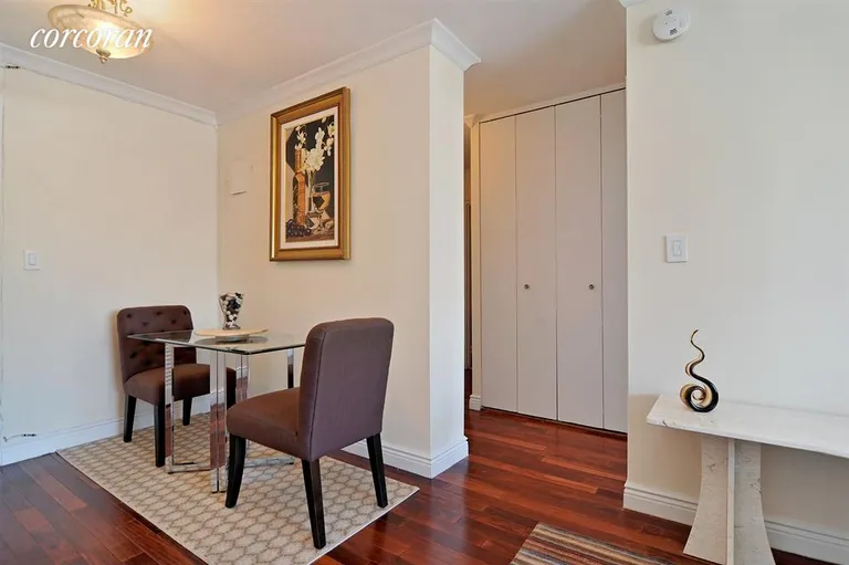 New York City Real Estate | View 301 East 79th Street, 9C | room 2 | View 3