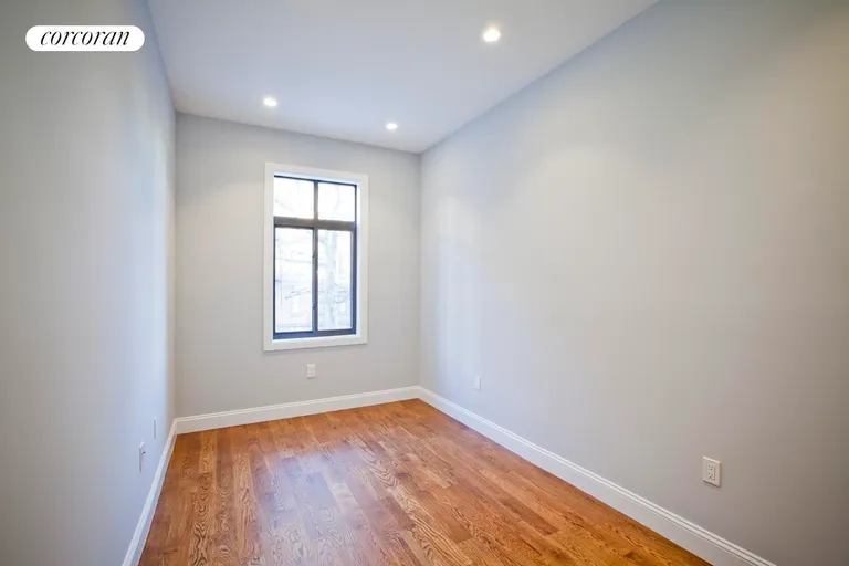 New York City Real Estate | View 278 Hawthorne Street, 2 | room 3 | View 4