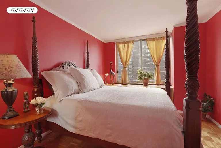 New York City Real Estate | View 200 East 89th Street, 19B | Master Bedroom | View 4