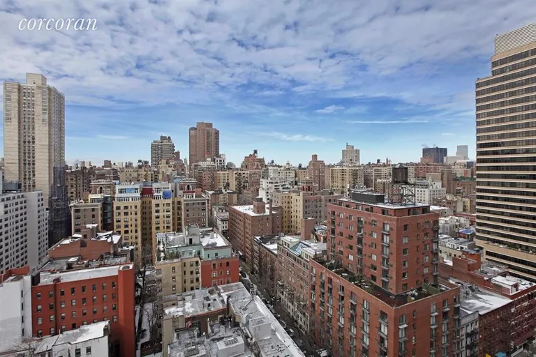 New York City Real Estate | View 200 East 89th Street, 19B | 1 Bed, 1 Bath | View 1