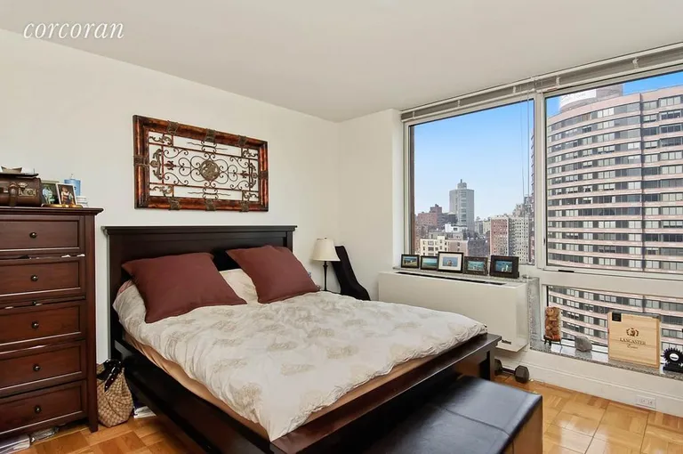 New York City Real Estate | View 215-217 East 96th Street, 23L | room 2 | View 3