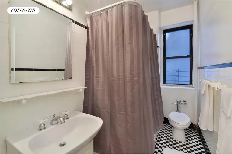 New York City Real Estate | View 854 West 181st Street, 3C | Bathroom | View 6