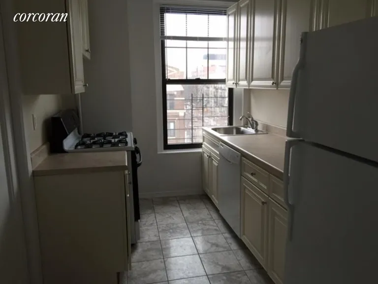 New York City Real Estate | View 125 8th Avenue, 5 | room 1 | View 2
