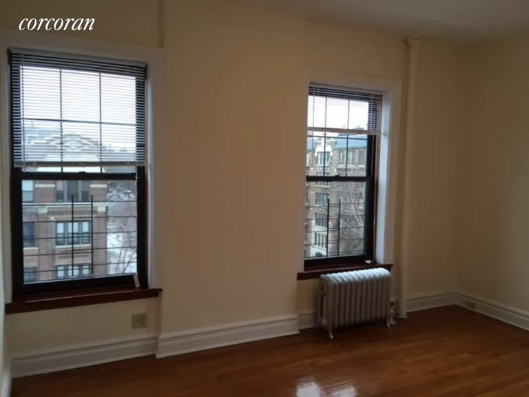 New York City Real Estate | View 125 8th Avenue, 5 | room 2 | View 3