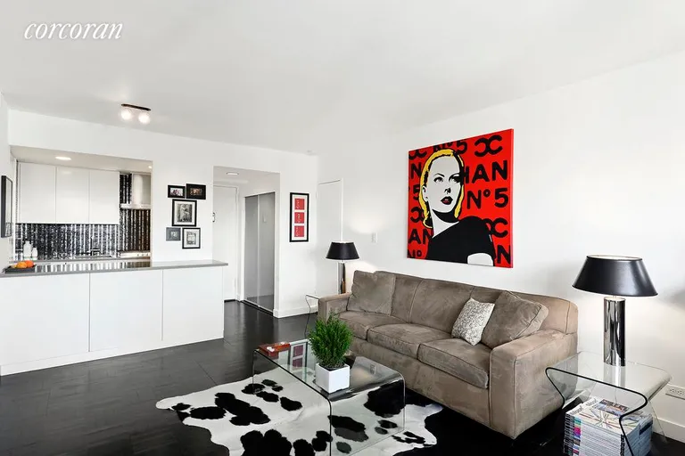 New York City Real Estate | View 14 Horatio Street, 16E | Living Room | View 2