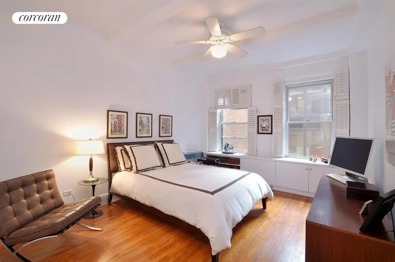 New York City Real Estate | View 150 East 49th Street, 6C | Spacious Master Bedroom | View 4