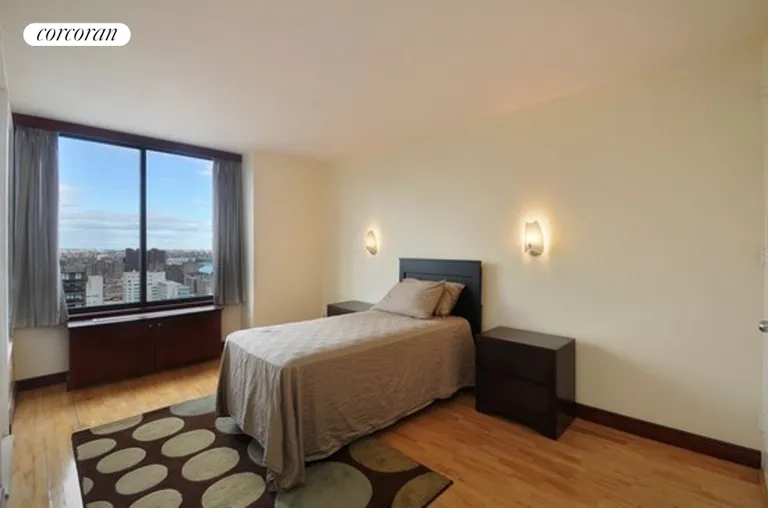 New York City Real Estate | View 300 East 93rd Street, 34C | room 3 | View 4