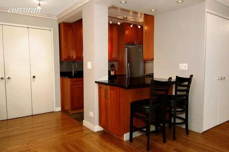 New York City Real Estate | View 301 East 64th Street, 8G | room 2 | View 3