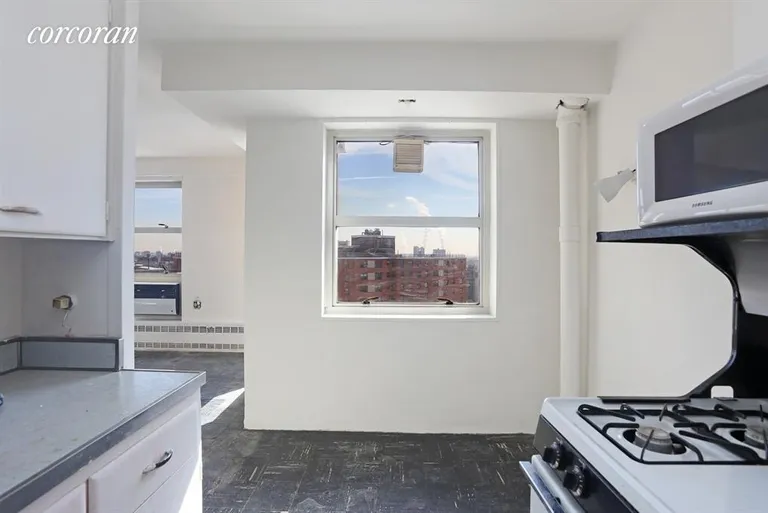 New York City Real Estate | View 70 La Salle Street, 21E | Kitchen | View 2