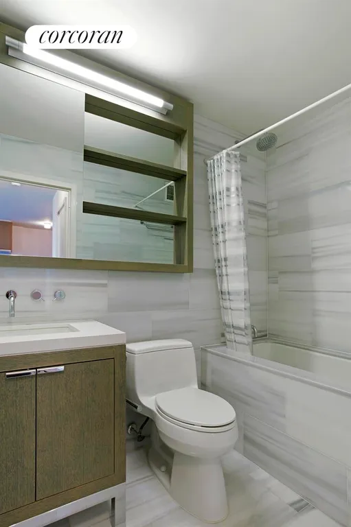 New York City Real Estate | View 225 Rector Place, 11H | Bathroom | View 20