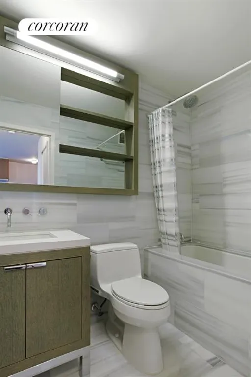 New York City Real Estate | View 225 Rector Place, 11H | Bathroom | View 5