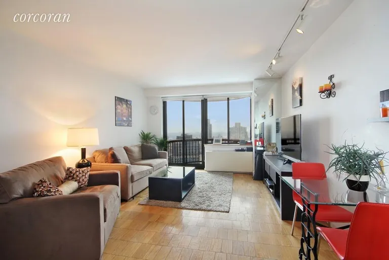 New York City Real Estate | View 45 East 25th Street, 39A | 1 Bed, 1 Bath | View 1