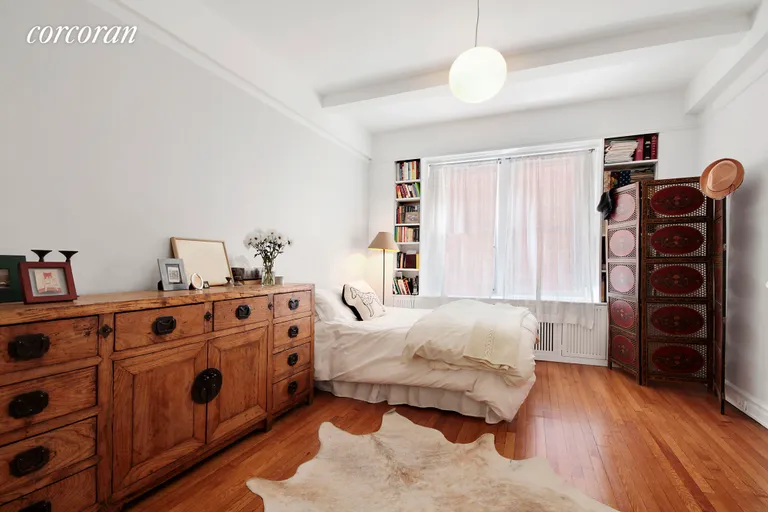 New York City Real Estate | View 26 East 10th Street, 3G | room 1 | View 2