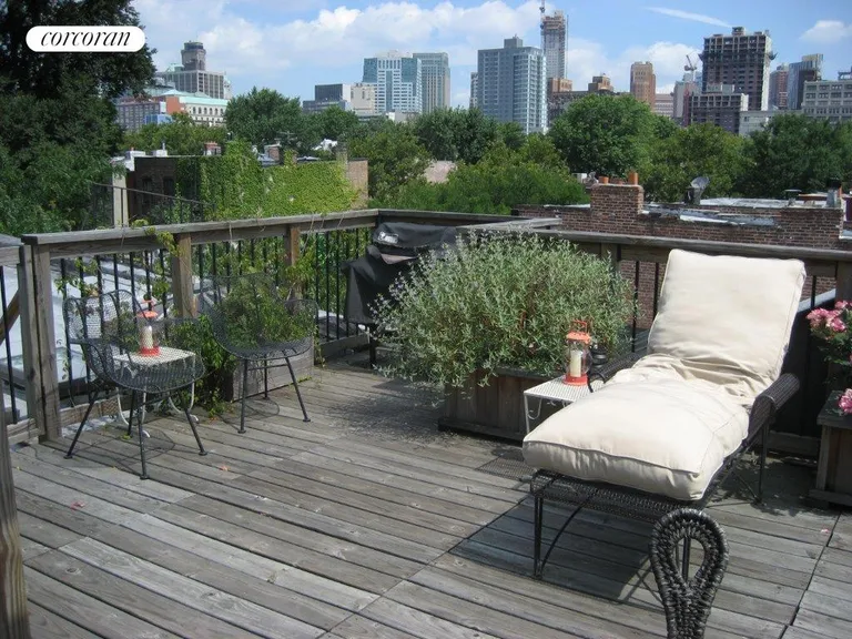 New York City Real Estate | View 167 Bond Street, 3 | Exclusive roof deck with sunset and NYC Views | View 7