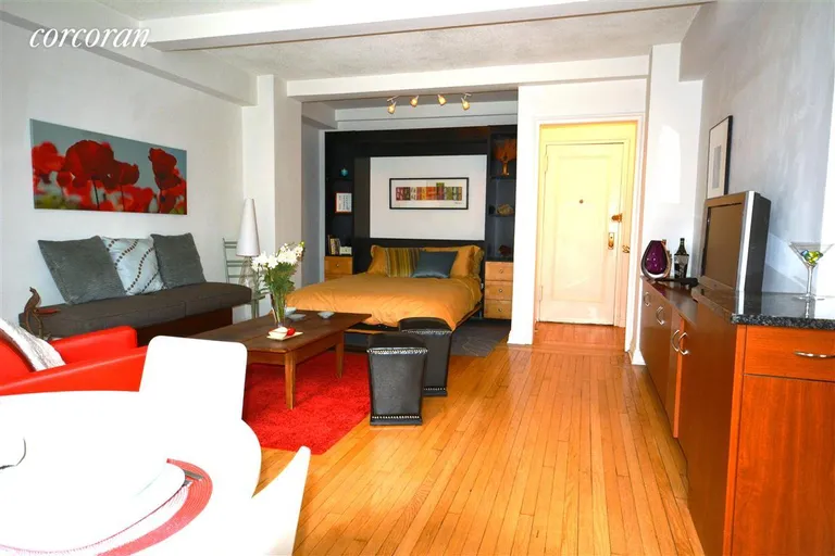 New York City Real Estate | View 405 West 23rd Street, 3G | 1 Bath | View 1