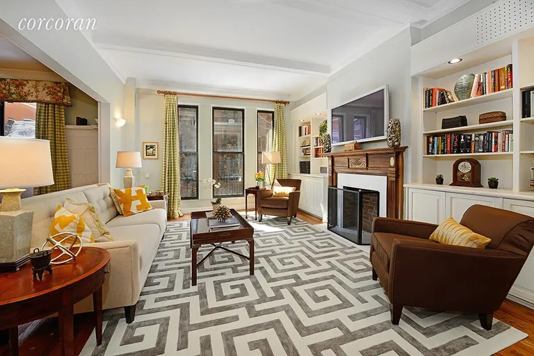 New York City Real Estate | View 267 West 89th Street, 4B | 5 Beds, 4 Baths | View 1