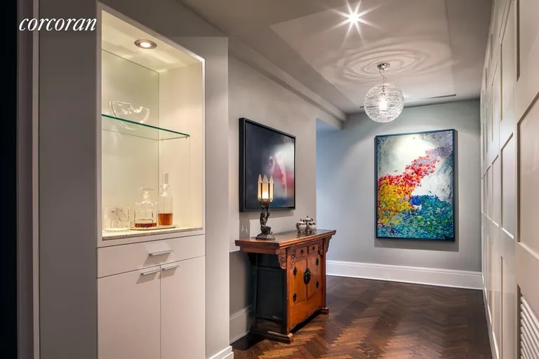 New York City Real Estate | View 320 East 57th Street, 8C | Foyer/Gallery | View 2