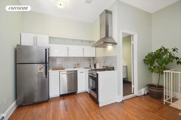 New York City Real Estate | View 210 President Street, 1R | 1 | View 2