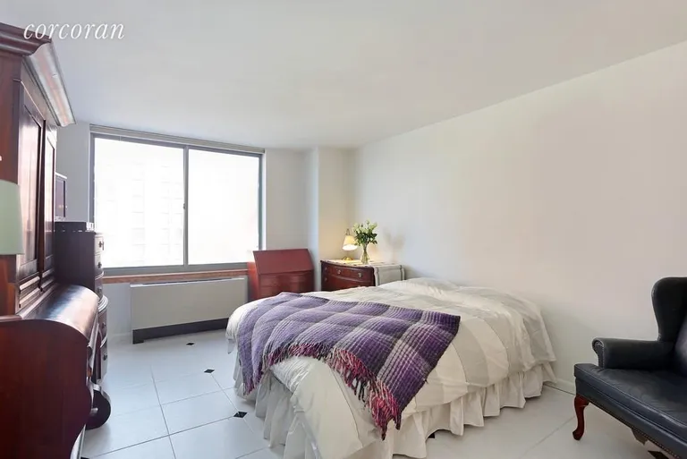 New York City Real Estate | View 21 South End Avenue, 423 | 1 Bed, 1 Bath | View 1