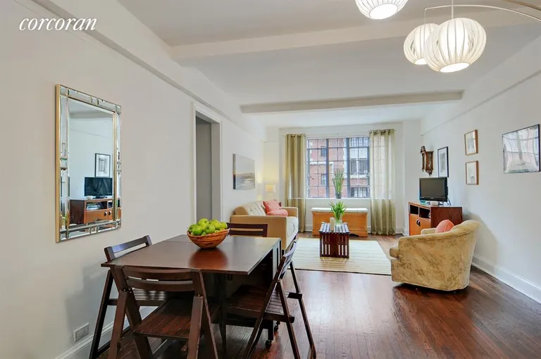 New York City Real Estate | View 325 East 41st Street, 802 | Living Room / Dining Room | View 2