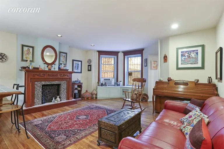 New York City Real Estate | View 889 Union Street, Garden | Living Room | View 2