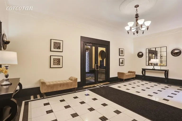 New York City Real Estate | View 420 East 86th Street, 5D | 2 Beds, 2 Baths | View 1