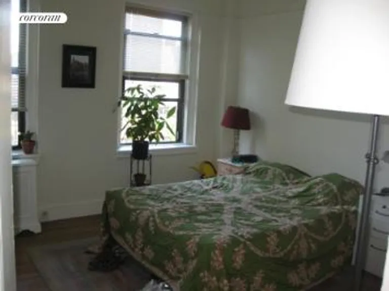 New York City Real Estate | View 124 West 93rd Street, 7A | room 5 | View 6