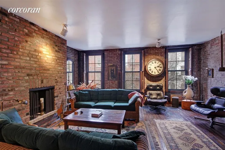 New York City Real Estate | View 451 East 84th Street, 3 | 2 Beds, 1 Bath | View 1